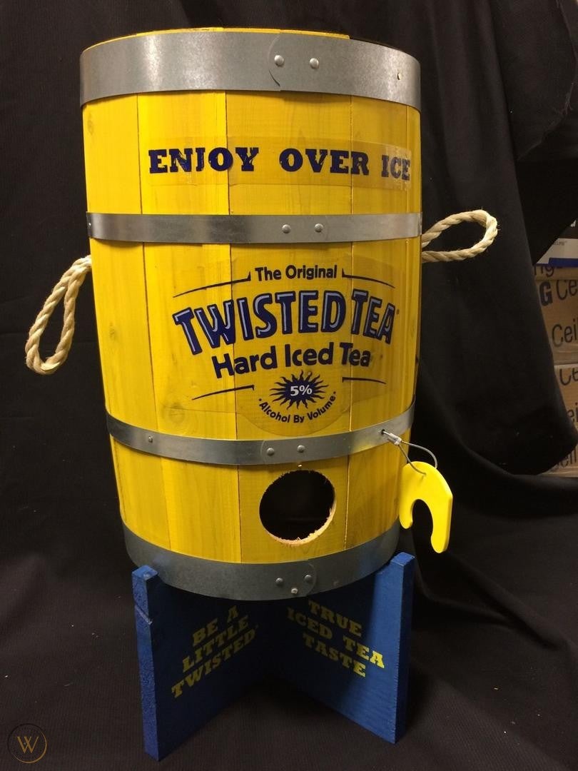 TWISTED TEA PARTY POUCH | Lindenwood Beer